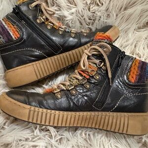 Josef Siebel Alina boots size 8